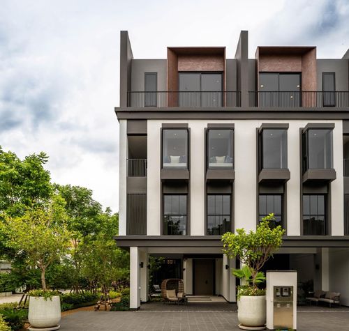 Milford Ladprao-Ramkhamhaeng Luxurious 3.5 layer townhome, special price 15 million 📲 𝟎𝟔𝟒-𝟕𝟗𝟒𝟒𝟐𝟔𝟑 (Khun Nam)
