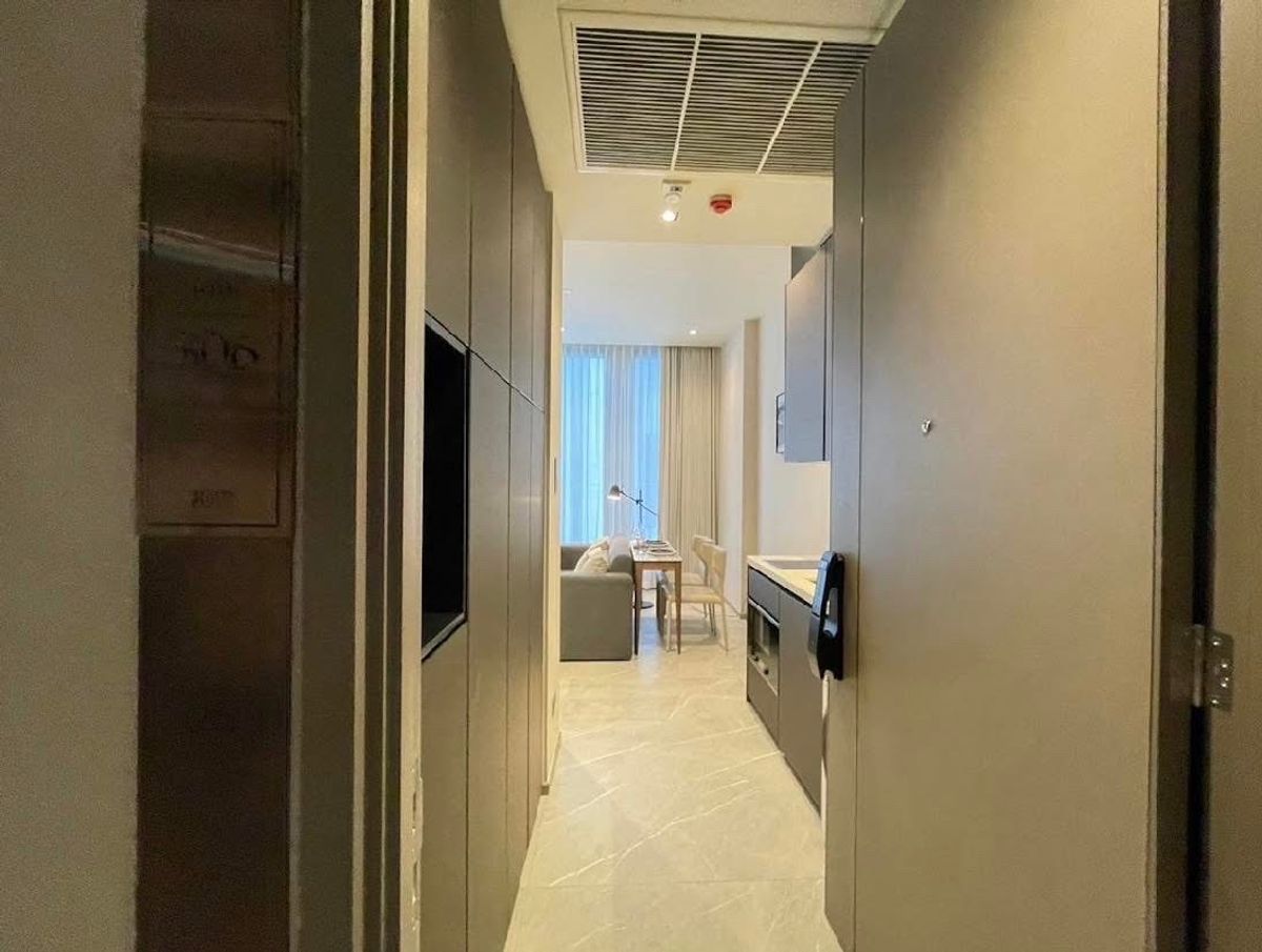 Condo: HYDE Heritage ThonglorLocation :🚆bts ThonglorFloor : 8Size : 45SQMType : 1Bedroom 1Bathroom  Rent Price : 51,000/monthTel. 0825877125 (คุณซัน)AG👉 line.me/ti/p/eklLUohzVL – รูปที่ 4