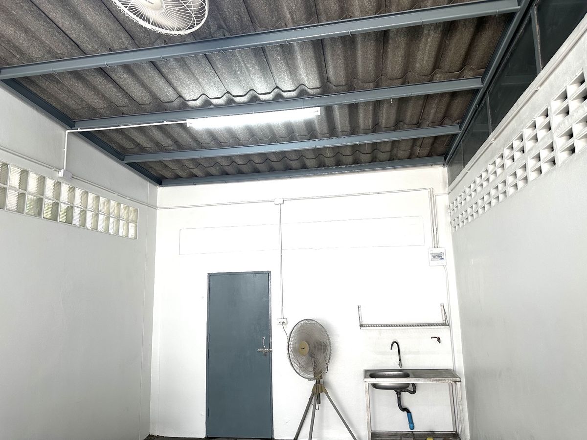 Rent Warehouse Chokchai 4 Lat Phrao 71