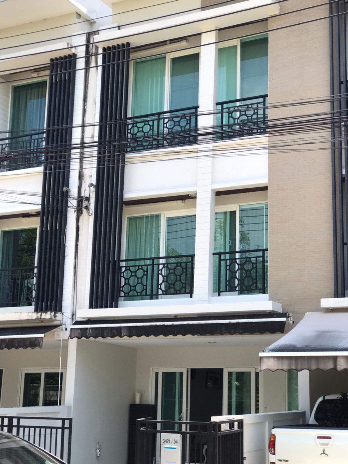 Rent a townhome, Ban Klang Mueang, Rama 9, ready to move Rent a townhome, Ban Klang Mueang, Rama 9, ready to move