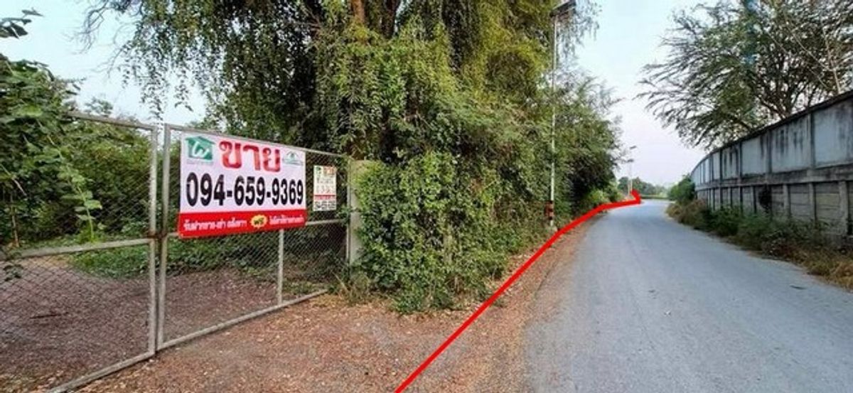 ขายที่ดินเปล่า หลังปั๊มน้ำมันปตท.มาลัยแมนกม.39  โฉนดน.ส.4 จ (ครุฑแดง)   4-3-86 ไร่   ต.ห้วยม่วง อ.กำแพงแสน จ.นครปฐม เหลือเพียงไร่ละ 1.15 ล้านบาท