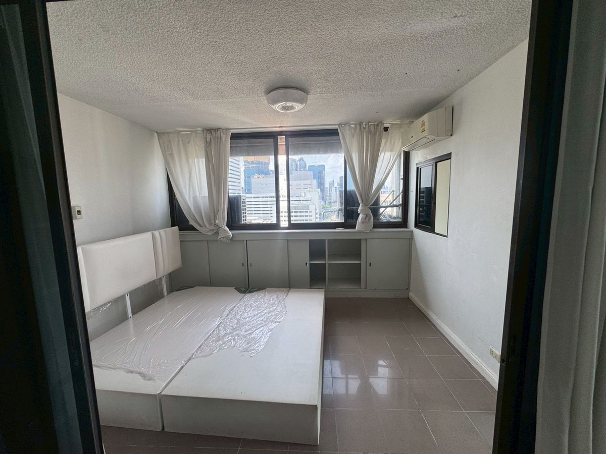 ขายคอนโด srivara mansion 1ห้องนอน 60 ตรม. พร้อมอยู่ (FS4735)