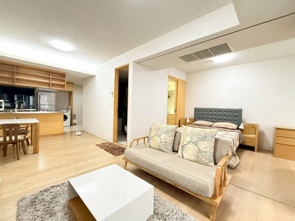 Wide room, good price !! 1 Bed 1 Bath at Siamese Gioia Sukhumvit 31 near BTS Phrom Phong Wide room, good price !! 1 Bed 1 Bath at Siamese Gioia Sukhumvit 31 near BTS Phrom Phong