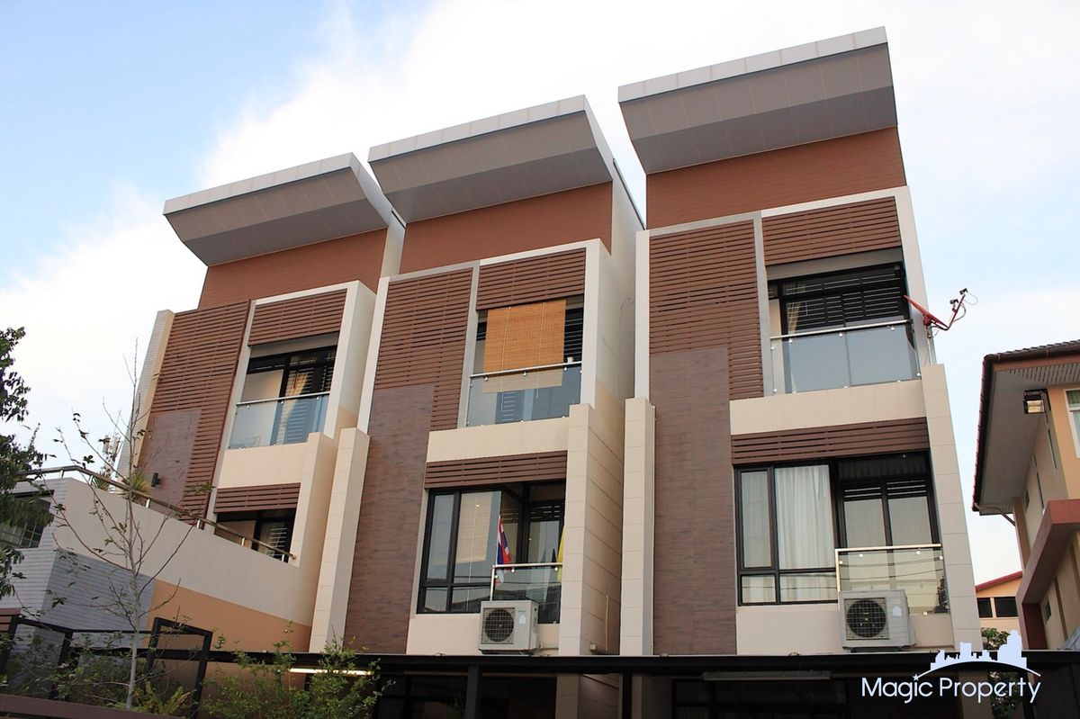 4 bedroom Town House for Rent in Soi Ari Samphan 7, Phaya Thai District, Bangkok 4 bedroom Town House for Rent in Soi Ari Samphan 7, Phaya Thai District, Bangkok