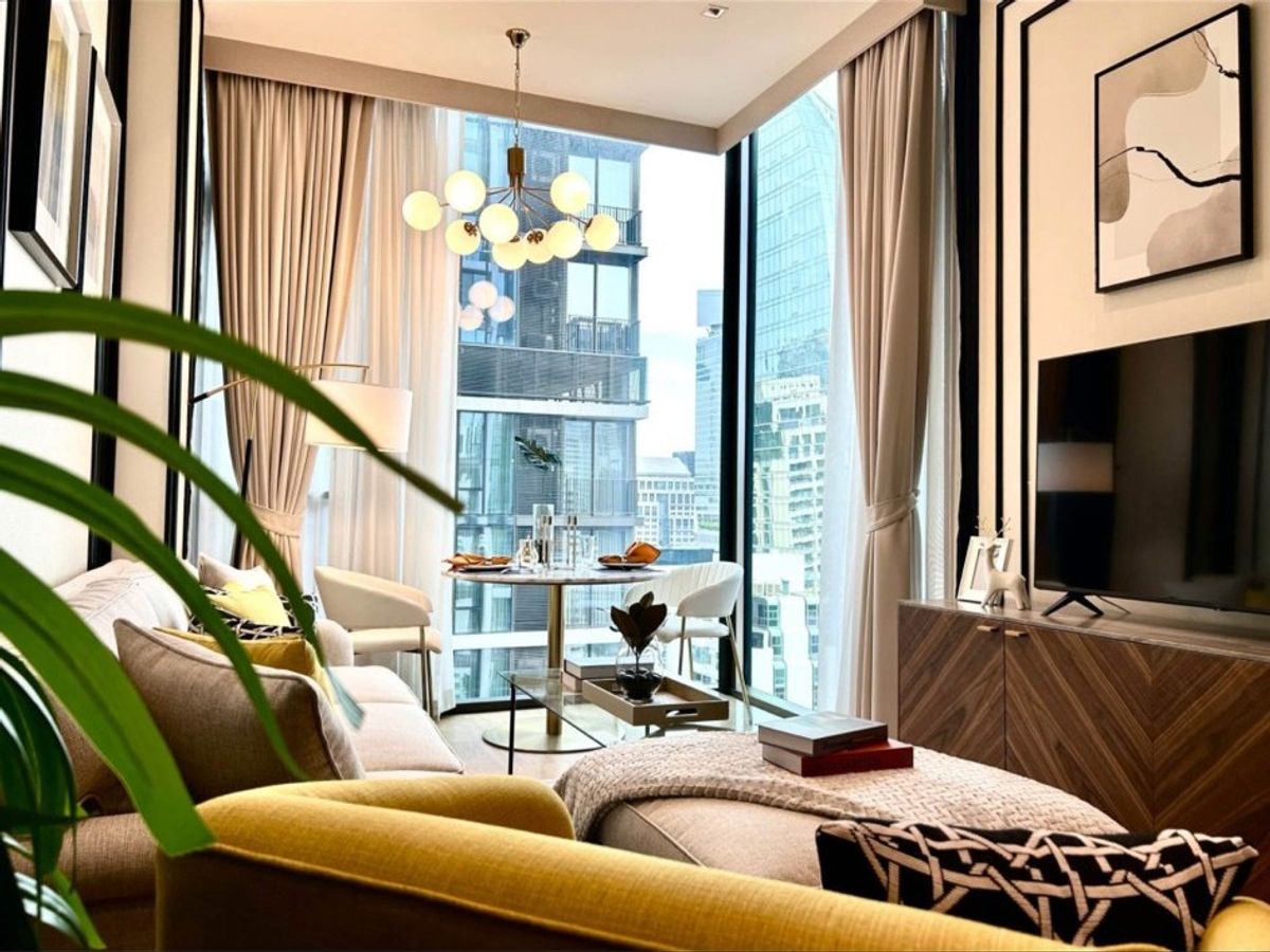 ♦ Luxury Urban Oasis Skyline ♦ ชั้น 15+ 44 ตร.ม. 1 ห้องนอน | ตกแต่งครบ ฝั่งทิศตะวันออก | คอนโดใกล้ เซ็นทรัล ชิดลม 210 ม., BTS ชิดลม 400 ม. – รูปที่ 2