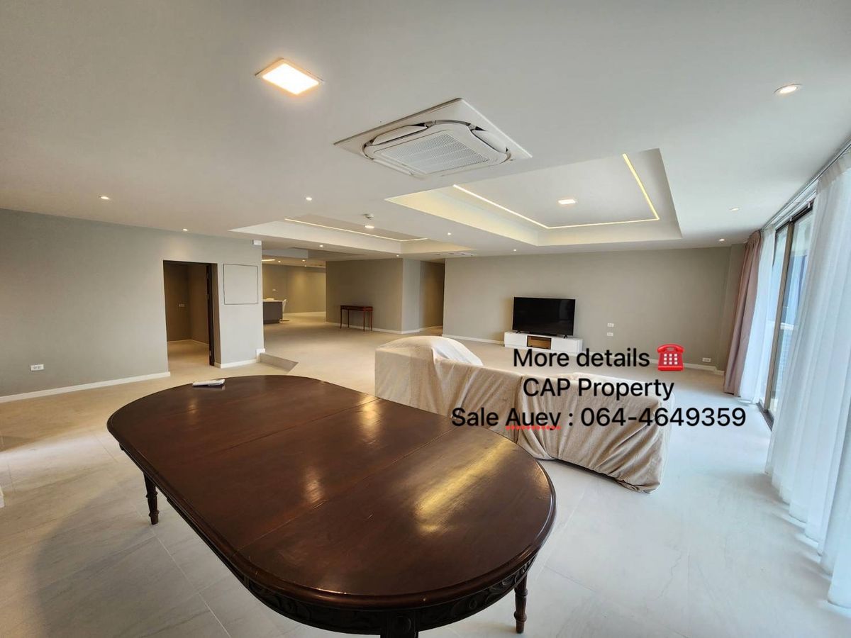 New Renovated Condo (4 Bed 366 Sqm) RENT @BTS Prompong - 115,000 THB Negotiable