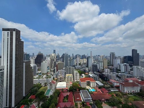 ขายขาดทุน ราคาดีที่สุดในตลาด! ห้องแต่งสวย วิววัฒนา(วิวโล่งสวย) ใกล้ BTS อโศก , MRT สุขุมวิท เพชรบุรี / The Esse Asoke 2 Bed 75 sq.m. โทร 0937890899