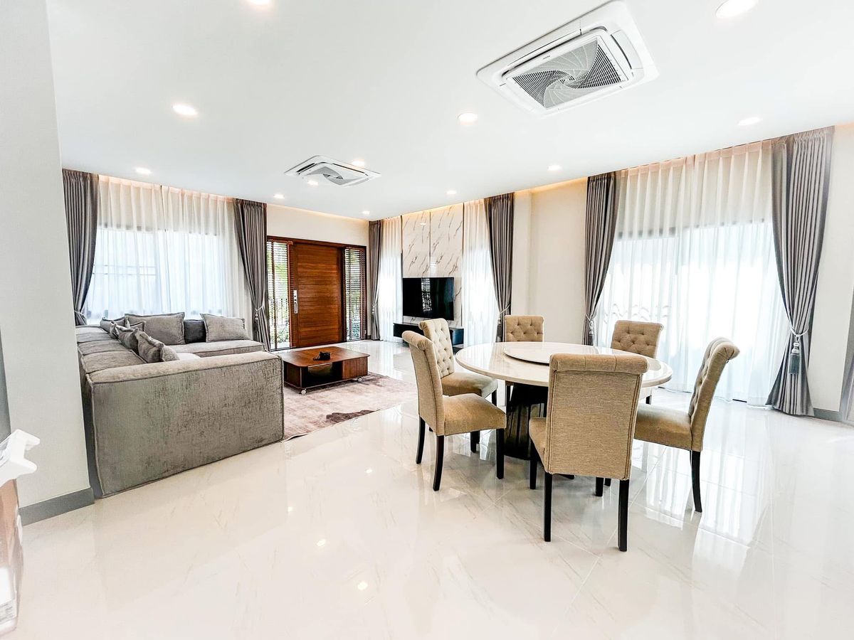 ❖ Type Godiva ❖ Single house 2 storey 5 beds, 6 Baths, 4 parking | 86.00 sq.w. 416.00 sq.m. | near Muang Kaew Golf Course 6 mins, IKEA Bangna 9 mins, Mega Bangna 9 mins.