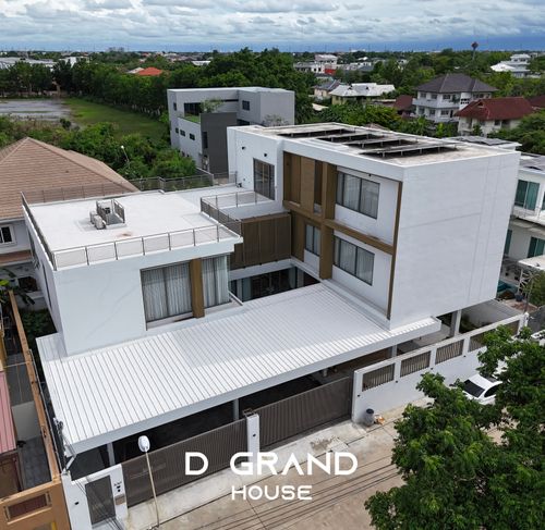 ขายบ้านใหม่ สไตล์โมเดิร์น พร้อมลิฟต์ สระว่ายน้ำ & โซลาร์เซลล์ ติด Paseo Park กาญจนาฯ 