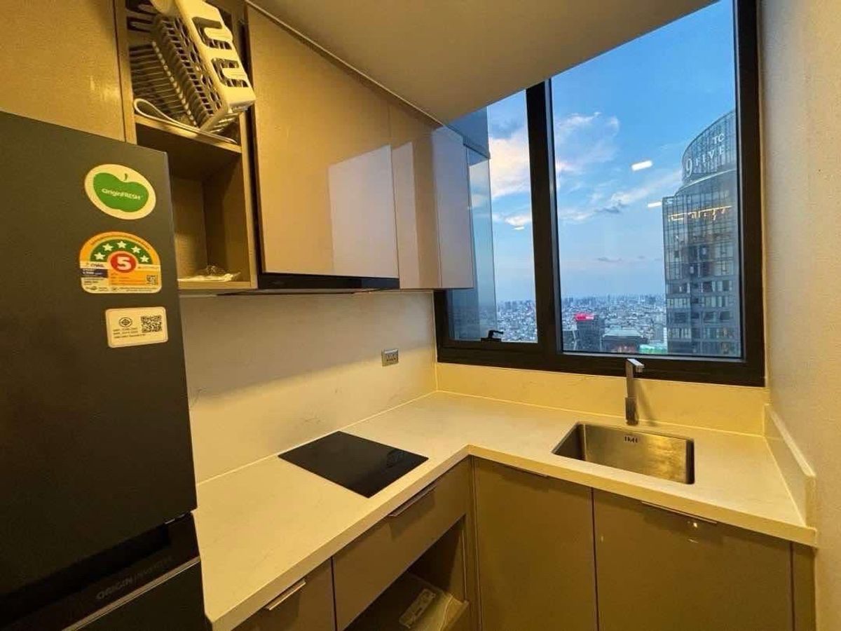 Rental : One 9 Five Asoke - Rama9 • 3 Bedroom 3 Bathroom • Size : 93.5 S.qm • 58 Floor Building A – รูปที่ 3