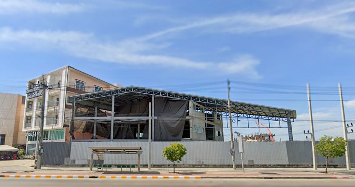 Commercial building, new development road / 3 Bedrooms (Sale), Commercial Building New Phatthanakan Road / 3 Bedrooms (SALE) FON027 Commercial building, new development road / 3 Bedrooms (Sale), Commercial Building New Phatthanakan Road / 3 Bedrooms (SALE) FON027
