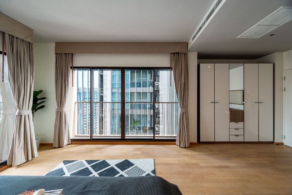🔥NOBLE Refine Sukhumvit26, newly decorated, special price, 1 bedroom 56 sq.m. 📲 𝟎𝟔𝟒-𝟕𝟗𝟒𝟒𝟐𝟔𝟑 (Khun Nam) – รูปที่ 2