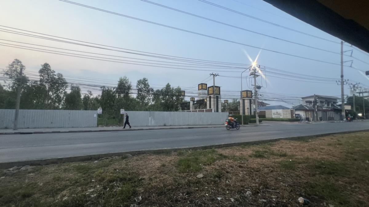 Land for sale on Kalapapruek Road, special discount 0863557948 Land for sale on Kalapapruek Road, special discount 0863557948