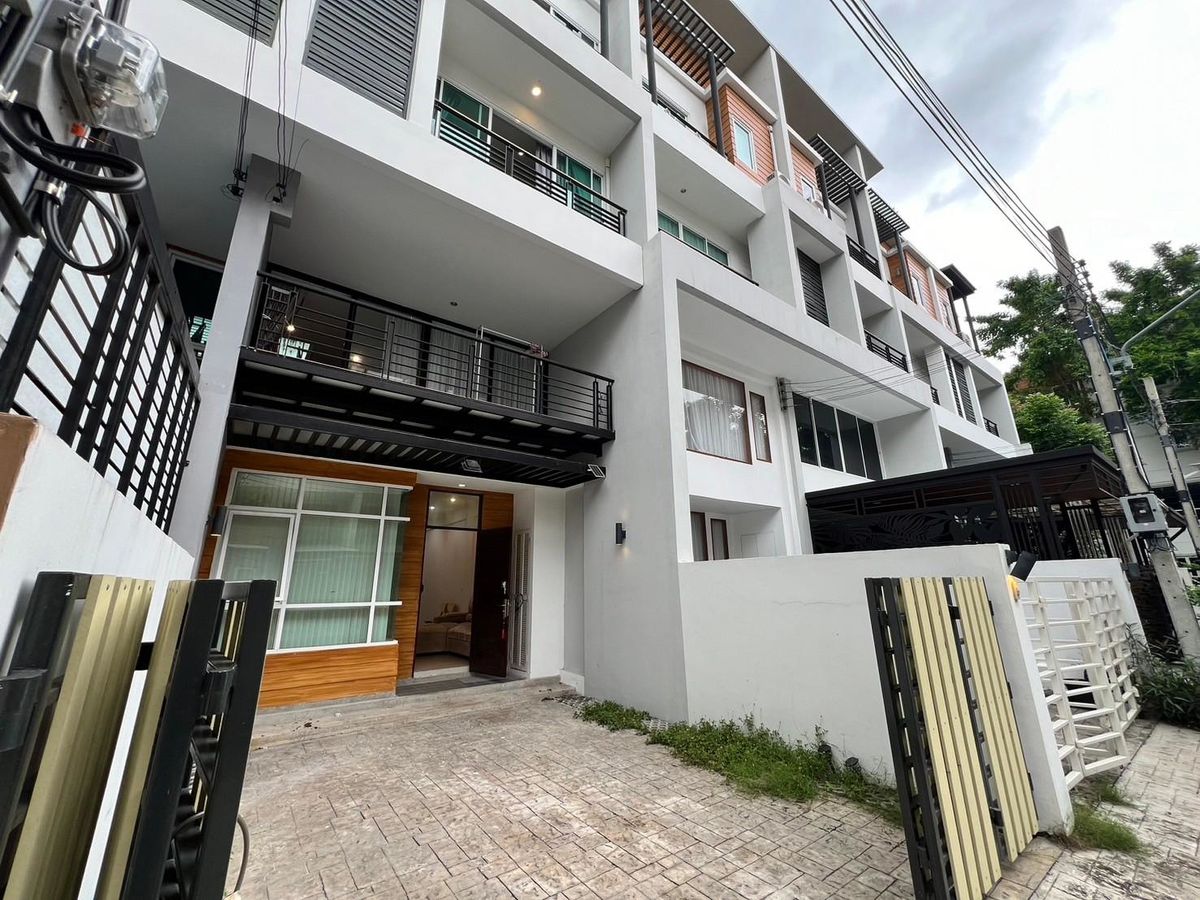 4 -story townhome for rent, The Serona Project, Bonanza The Sereno by The Bonanza Chaengwattana 15 4 -story townhome for rent, The Serona Project, Bonanza The Sereno by The Bonanza Chaengwattana 15