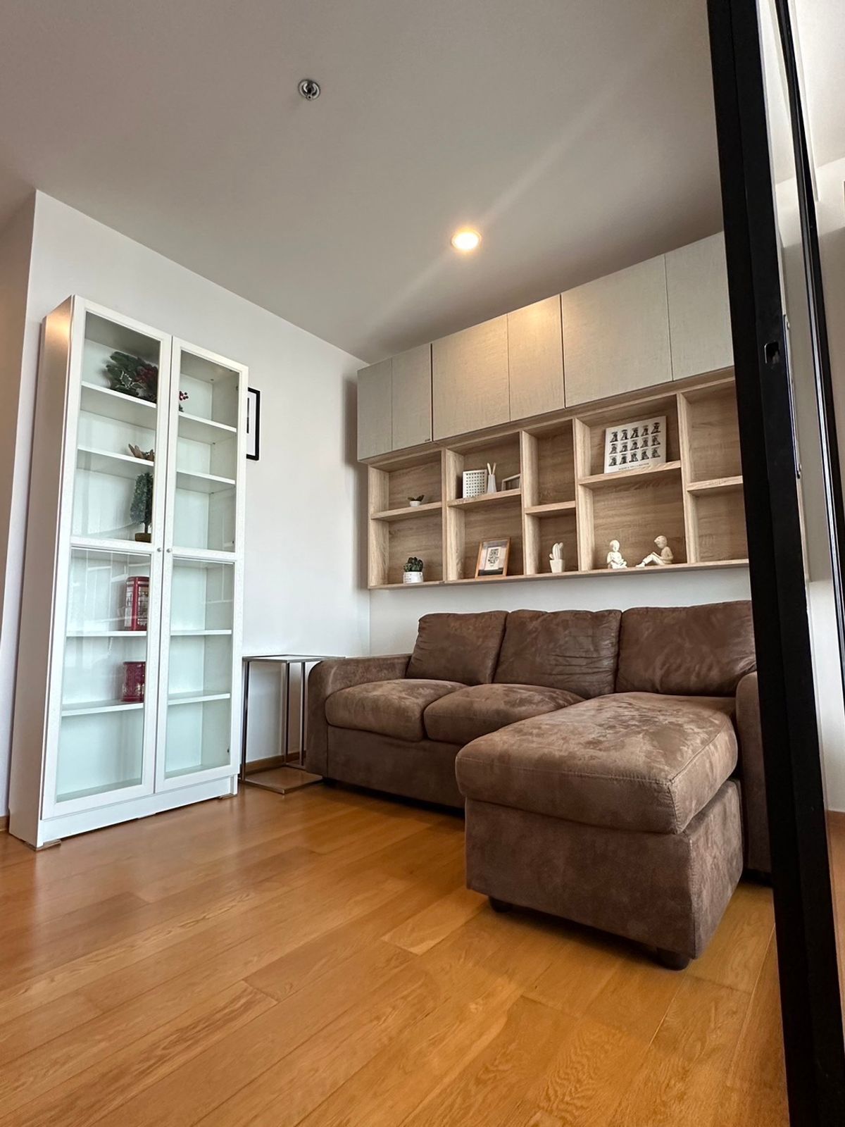[L250328004] สำหรับขาย Noble Revo Silom 1 ห้องนอน ขนาด 34 ตร.ม. ห้ามพลาด ราคาพิเศษ!!!