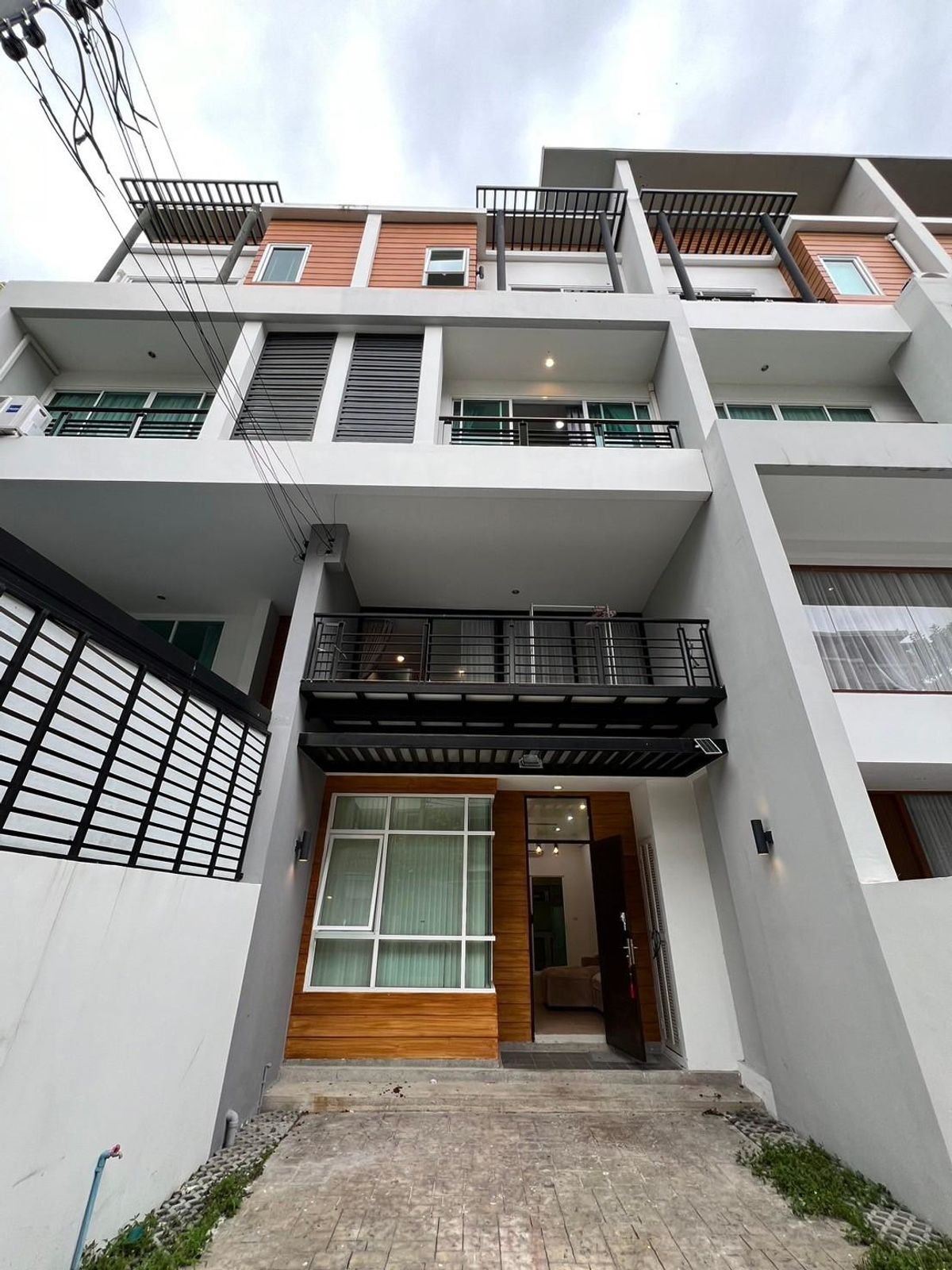 🔥ให้เช่าทาวน์โฮม 4 ชั้น ใกล้สนามบินดอนเมือง แจ้งวัฒนะ 15 โครงการ เดอะ เซอเรโน่ บาย โบนันซ่า THE SERENO BY THE BONANZA   – รูปที่ 2