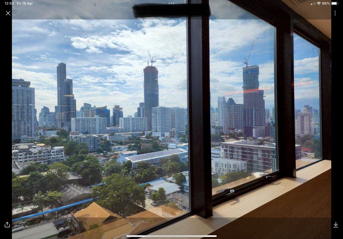 อาคารสำนักงาน ริมถนนเอกมัย ในแหล่งชุมชน ซูเปอร์มาเก็ต และร้านอาหาร – รูปที่ 4