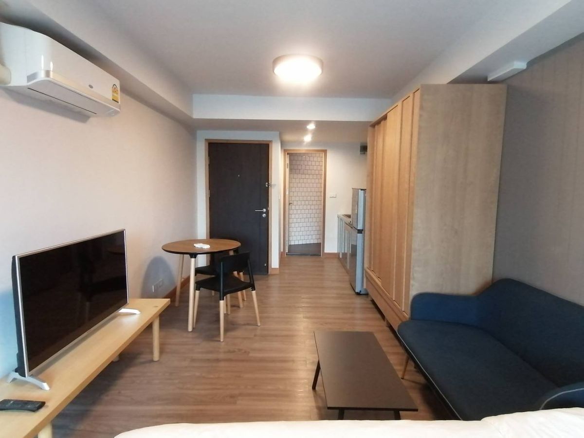 DUPLEX (3 Bed 290 Sqm) - RENT (100,000 THB ) Pet Friendly Sukhumvit 31 - Low Rise Condo