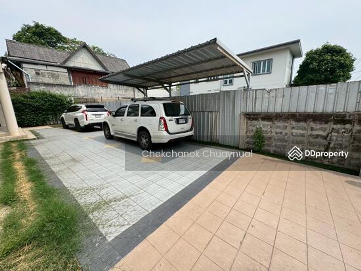ขายบ้านเดี่ยว รัชดา ซอยเสนานิคม1 นอกจัดสรร 87ตรวา.3นอน 4น้ำ 4จอด เพียง15ล้น ลดเหลือ12ล้าน!! – รูปที่ 2