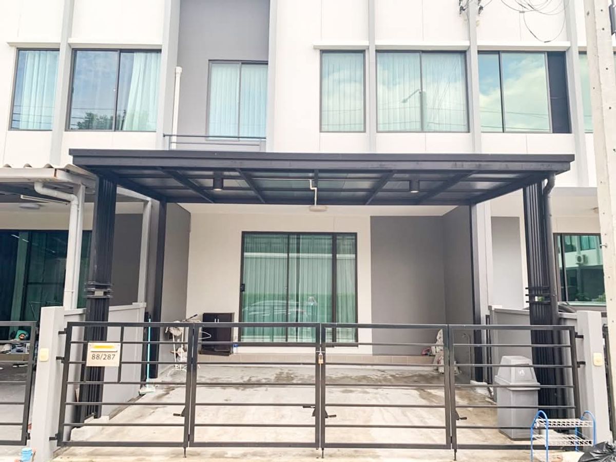 Sell Townhome, Ratchapruek - Rattanathibet, new condition, wide area near Ratchapruek Road Sell Townhome, Ratchapruek - Rattanathibet, new condition, wide area near Ratchapruek Road