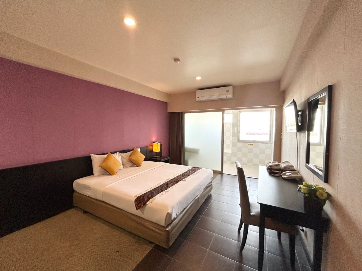 The Caller Leaf Ring Condominium Studio Size 34 sqm.