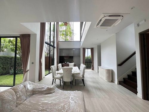 For Rent: Burg, Krungthep Kreetha, living space 430 sq.m., land 69 sq.w. 4 bedrooms, 5 water 📲 𝟎𝟔𝟒-𝟕𝟗𝟒𝟒𝟐𝟔𝟑 (Khun Nam)  