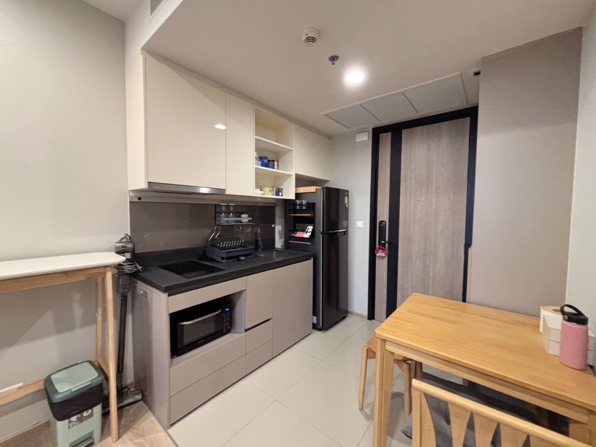 Oka Haus Sukhumvit 36 / / 1 นอน 35 ตร.ม. โทร 0937890899 Oka Haus Sukhumvit 36 / / 1 นอน 35 ตร.ม. โทร 0937890899