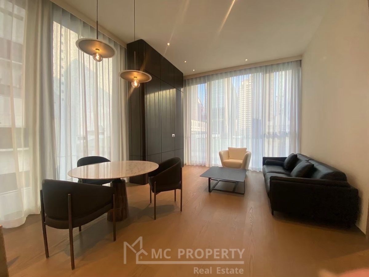 Scope Langsuan 1bedroom 1.5 bathroom 83sqm plus maid service for rent only 200,000 please contact 0816878954 Scope Langsuan 1bedroom 1.5 bathroom 83sqm plus maid service for rent only 200,000 please contact 0816878954