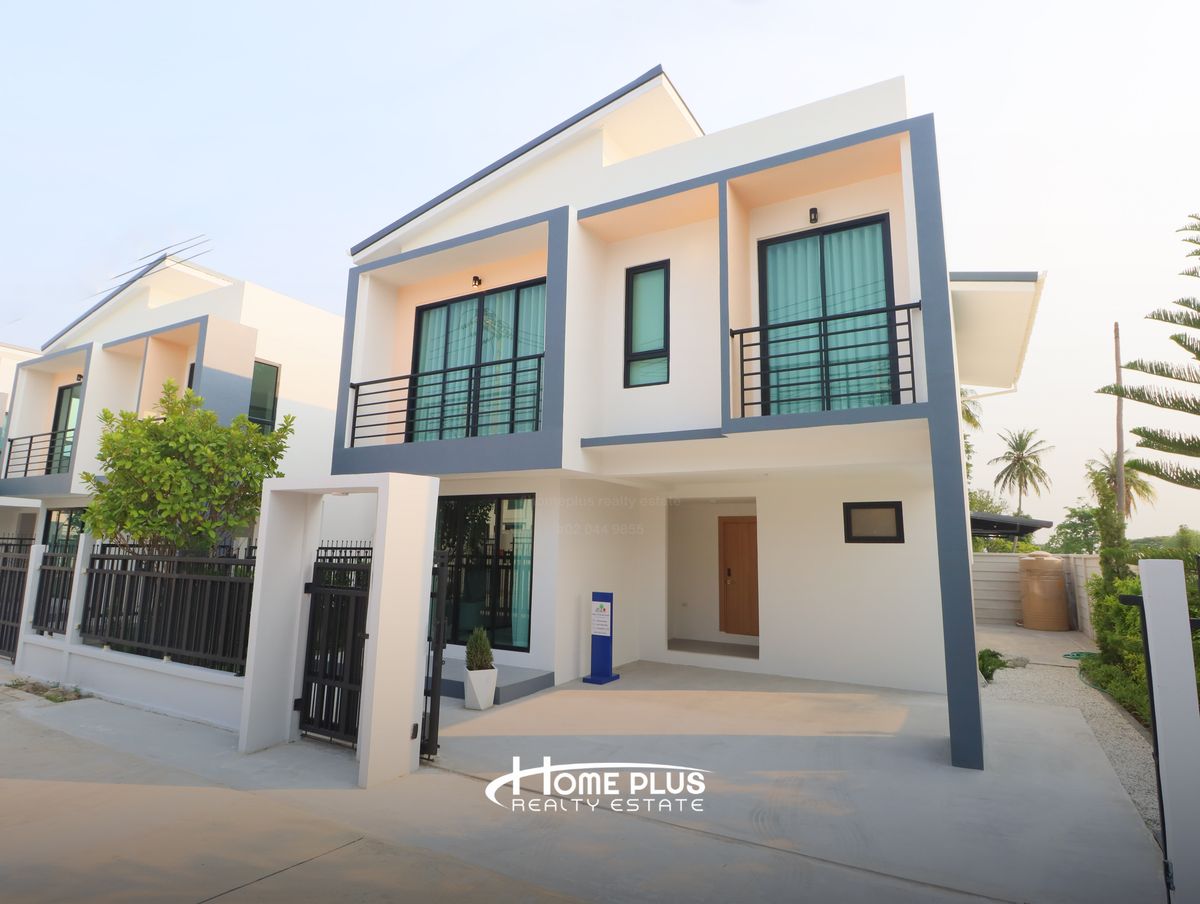 Detached house, Montrio Grand Sriracha Project near the Tiger Park Detached house, Montrio Grand Sriracha Project near the Tiger Park