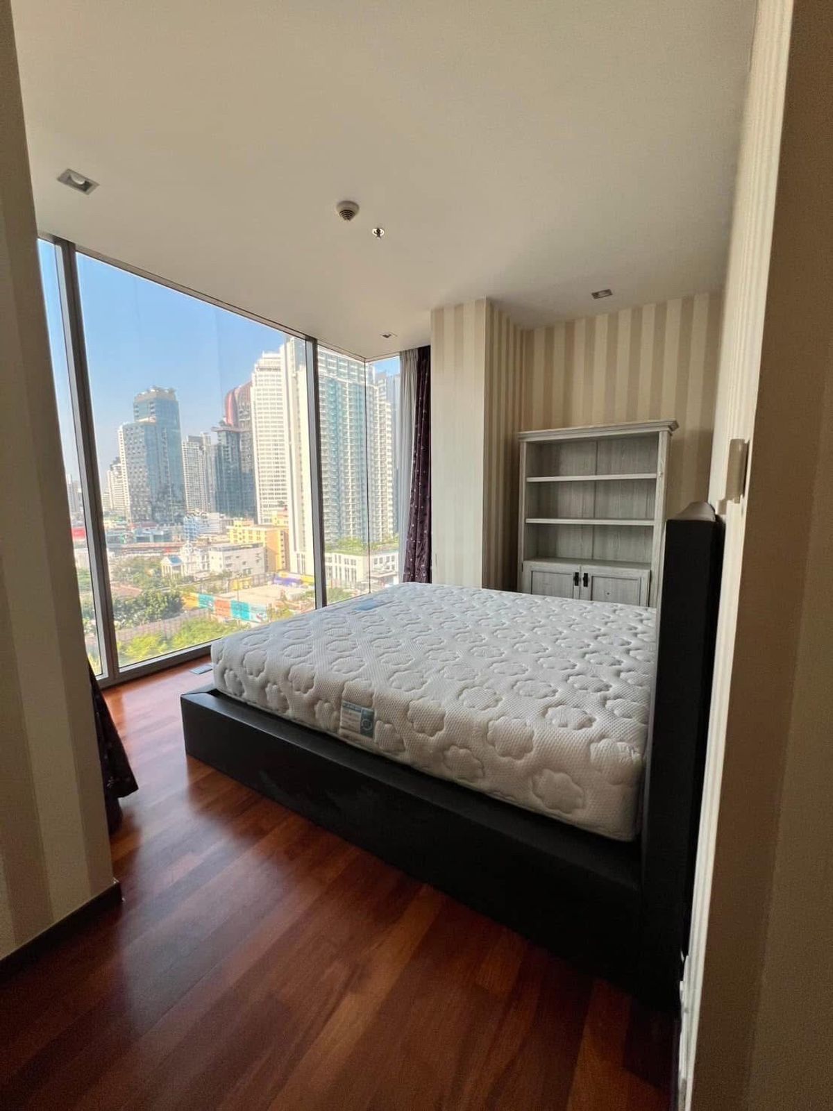 ♦ Pet Friendly ♦ ชั้น 10+ | 2 ห้องนอน 74.25 ตร.ม. | Ashton Morph สุขุมวิท38 คอนโดใกล้ BTS สถานีทองหล่อ 2 นาที, Gateway เอกมัย 3 นาที – รูปที่ 3