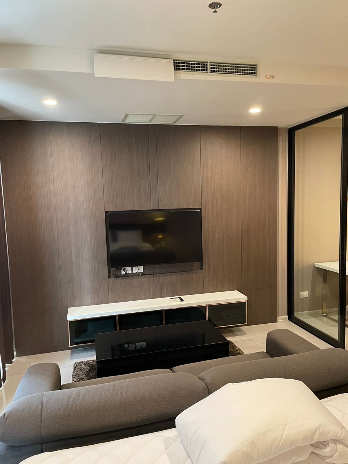 ให้เช่าคอนโด Noble Ploenchit – รูปที่ 4