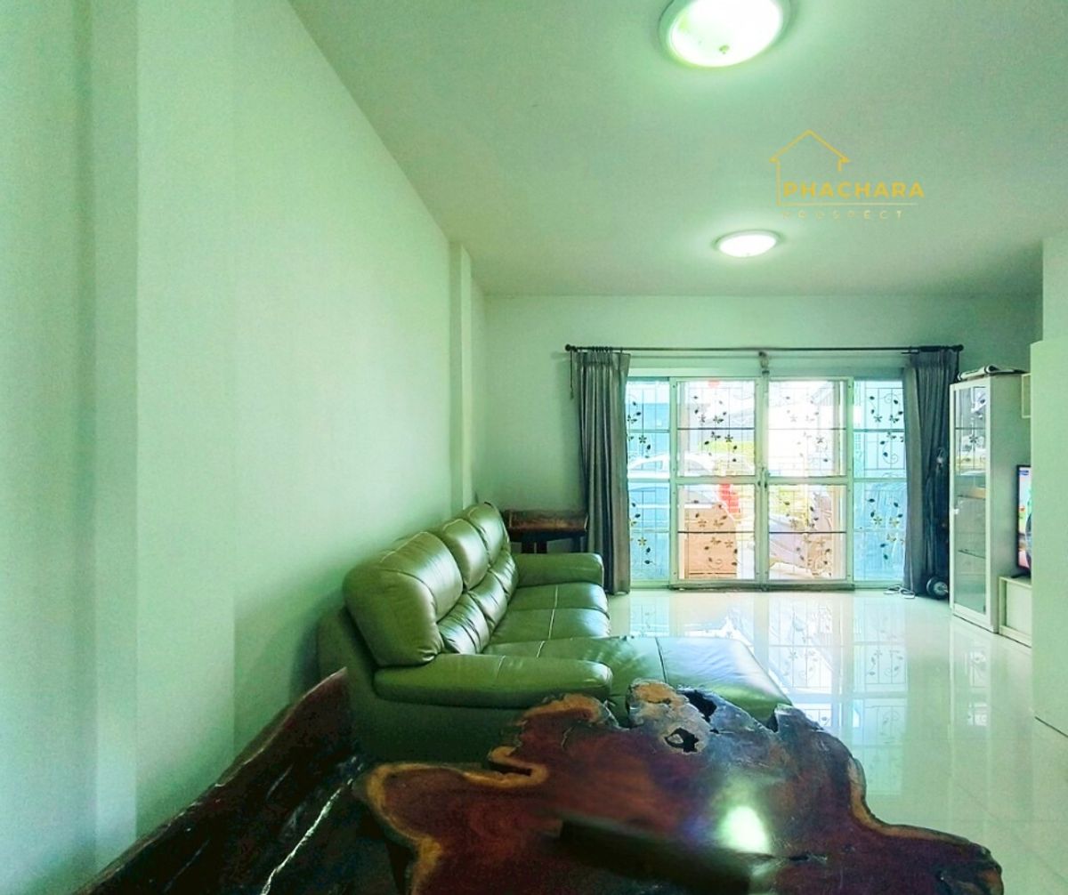 2 -story townhome width 5.25 meters, 3 bedrooms, 2 bathrooms, 2 parking, near the community, convenient to travel 2 -story townhome width 5.25 meters, 3 bedrooms, 2 bathrooms, 2 parking, near the community, convenient to travel