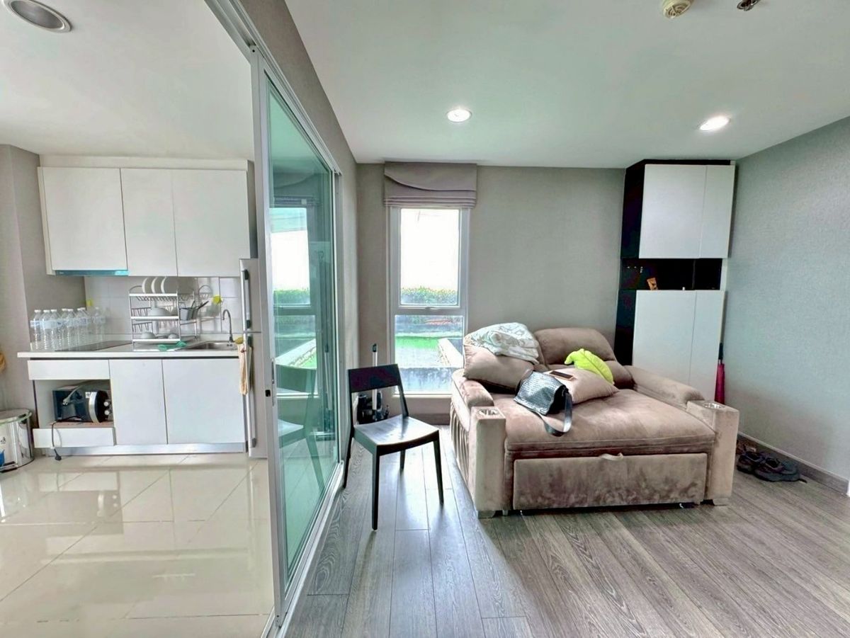 Condo for sale Centric Ratchada -Sutthisan, corner room, 20th floor, next to the sky