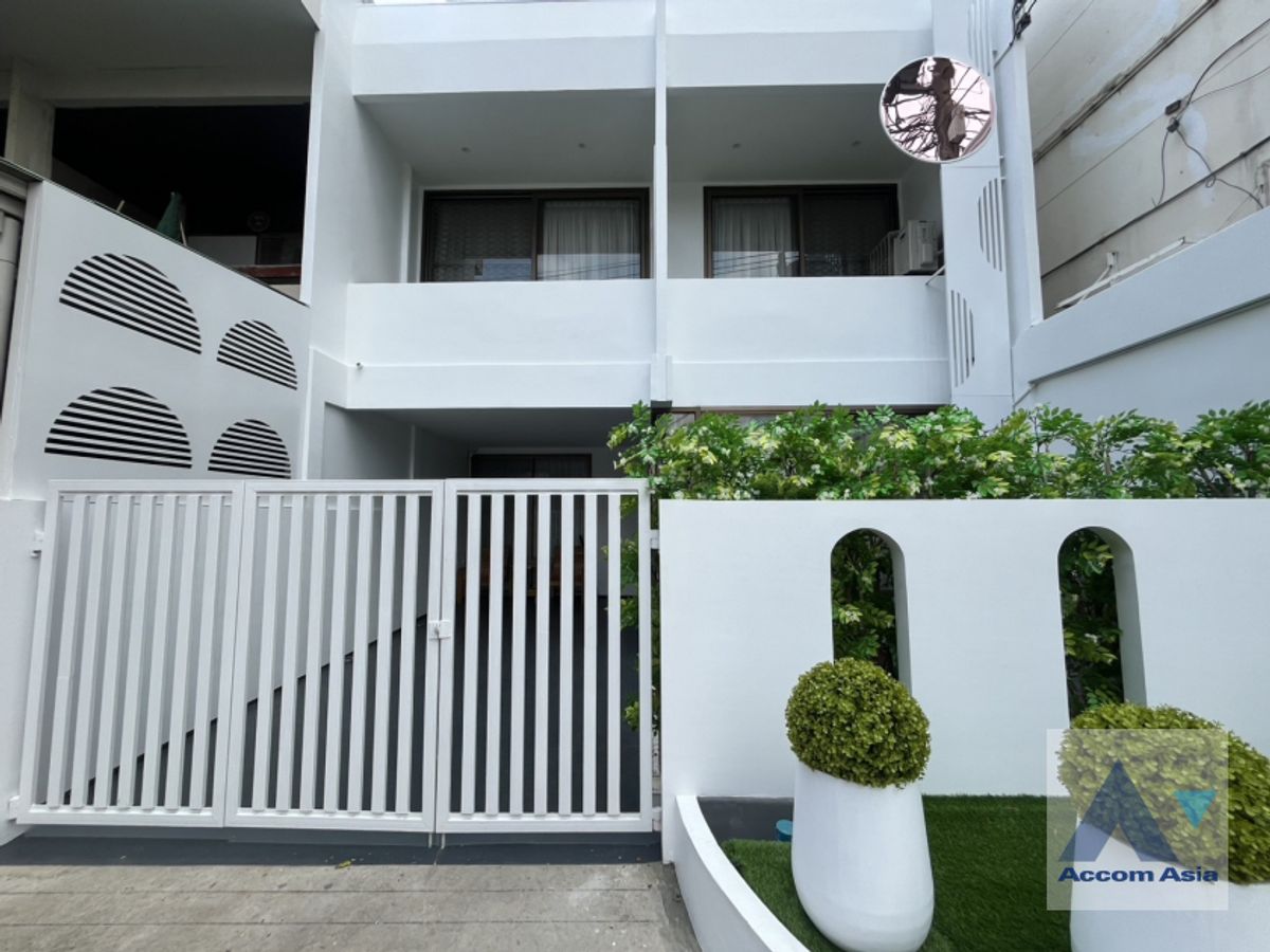 🔼 AccomA 🔽 Home Office, Fully Furnished, Newly renovated, Pet friendly 2 Beds Townhouse for Rent in Rama 3, Bangkok near MRT Khlong Toei - MRT Queen Sirikit National Convention Centre – รูปที่ 2