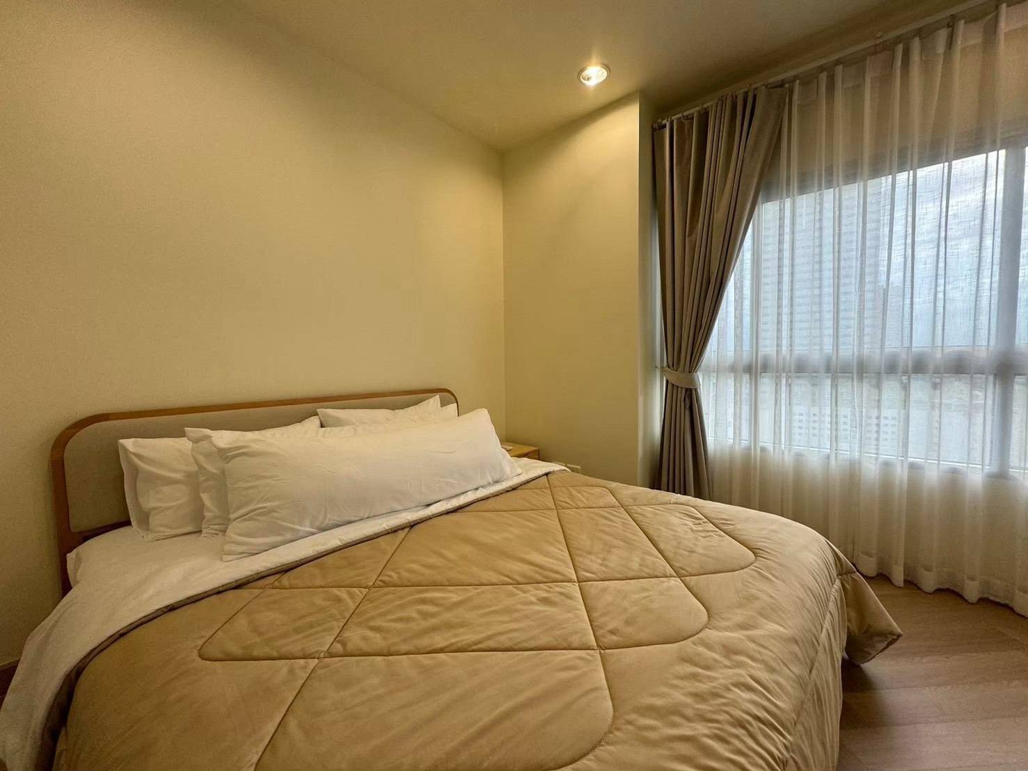 Q House Sathorn (คิว เฮ้าส์ คอนโด สาทร) (1bed1bath 40sqm) Q House Sathorn (คิว เฮ้าส์ คอนโด สาทร) (1bed1bath 40sqm)