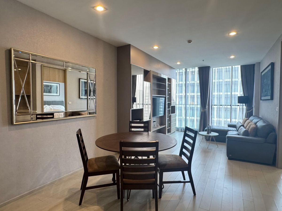 ♤ Bangkok City View ♤ Floor 05+ Usable area 81.14 sq.m. | 2 bedrooms, 2 bathrooms | Condo with Skywalk connected to the BTS Ploenchit and Central Embassy ♤ Bangkok City View ♤ Floor 05+ Usable area 81.14 sq.m. | 2 bedrooms, 2 bathrooms | Condo with Skywalk connected to the BTS Ploenchit and Central Embassy
