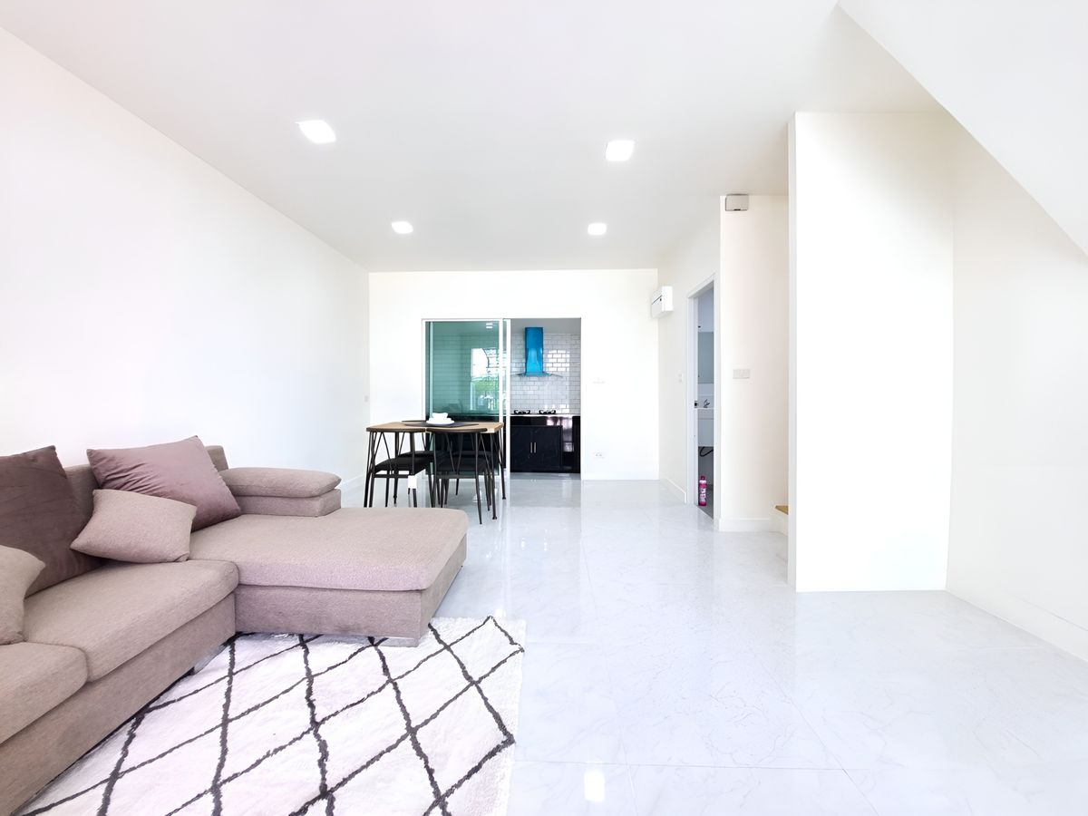 Rent / sell 2 -story townhome behind The Pleno Ring - Ram Inthra near Fashion Island – รูปที่ 3