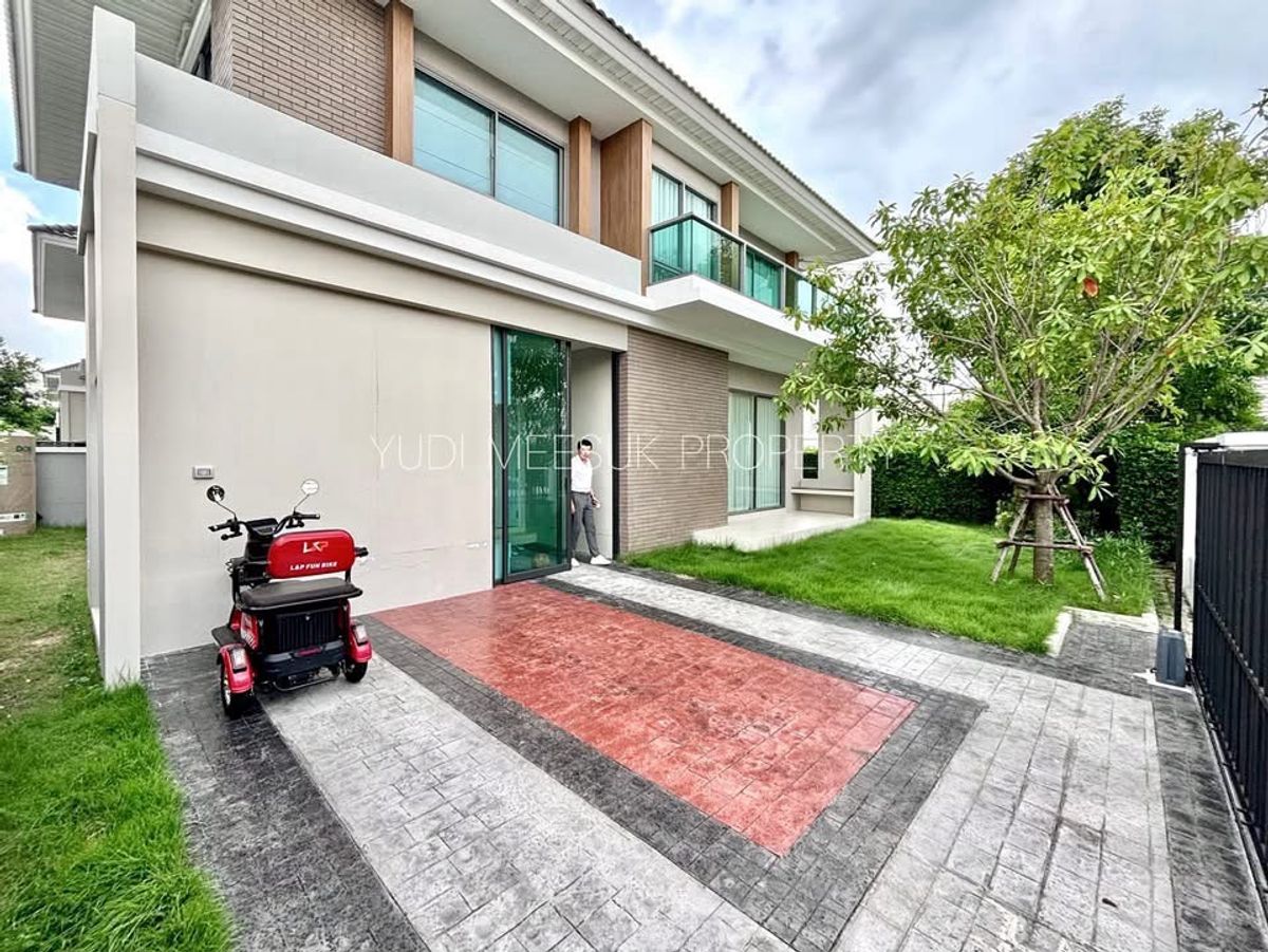 Beautiful house for sale, golden location near the airport among the mall Beautiful house for sale, golden location near the airport among the mall