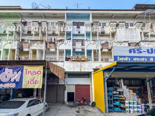 อาคารพาณิชย์ ติดถนนใหญ่ ปทุมสัมพันธ์ / 4.5 ชั้น (ขาย), Commercial building on the main road Pathum Samphan / 4.5 Floors (FOR SALE) AA491