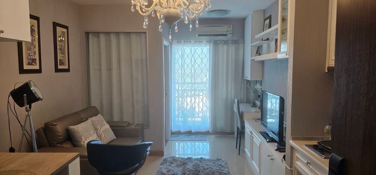 Selling cheap! Ivy River Rat Burana Condo, beautiful view, beautiful decoration room, ready to be next to the Chao Phraya River, special price!