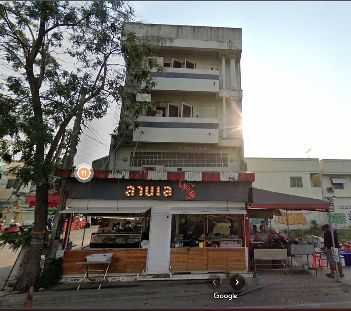 ขาย/ให้เช่า อาคารพาณิชย์ 3 ชั้นครึ่ง ติดเซ็นทรัลนครปฐม