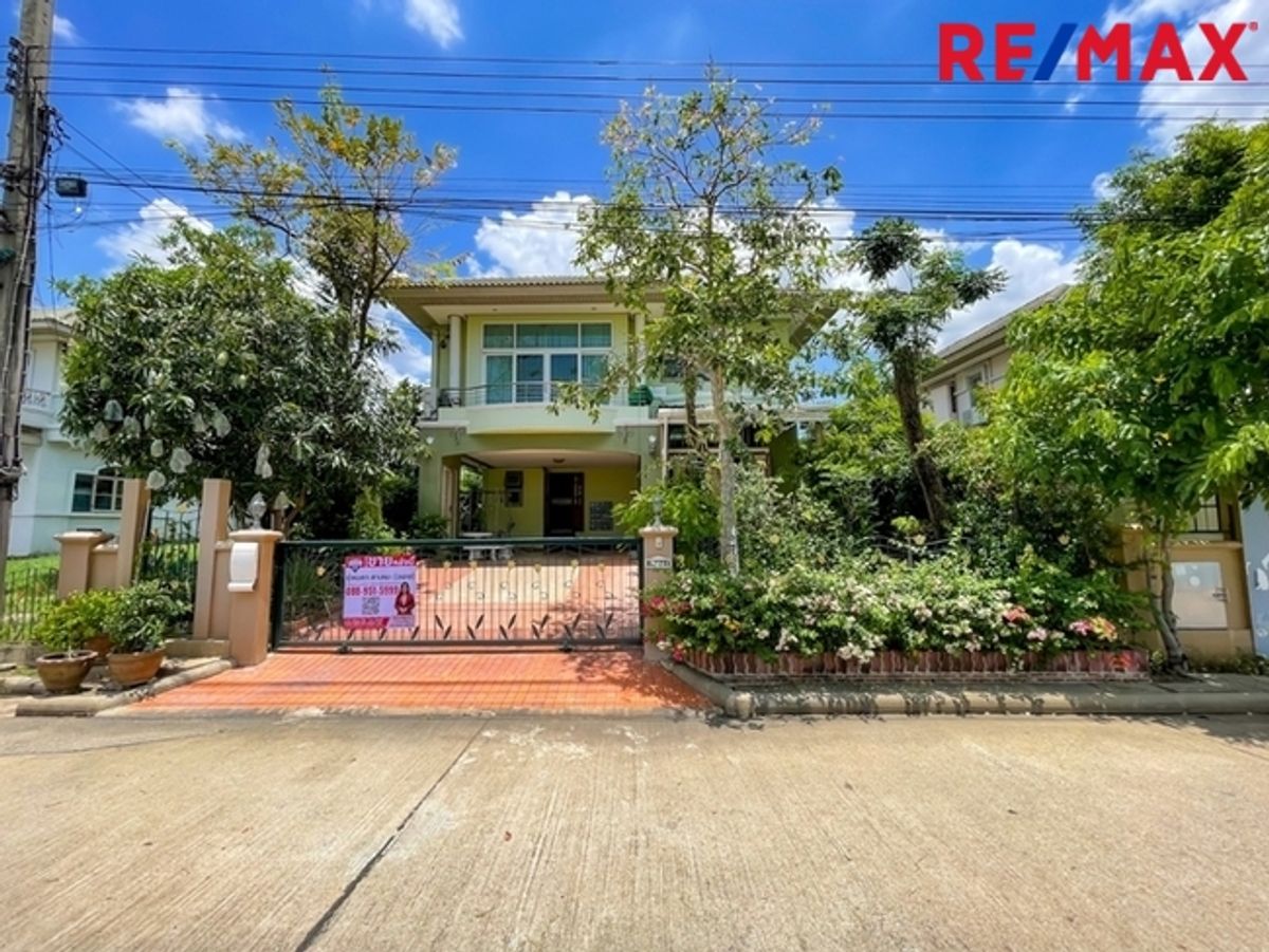 โครงการศุภาลัย แกรนด์ เลค คุ้มเกล้า–สุวินทวงศ์ บ้านเดี่ยววิวทะเลสาบ เนื้อที่ 70 ตารางวา ใกล้วิทยาลัยเทคนิคกาญจนาภิเษกมหานคร, สนามบินสุวรรณภูมิ และแอร์พอร์ตลิงค์ สถานีร่มเกล้า 