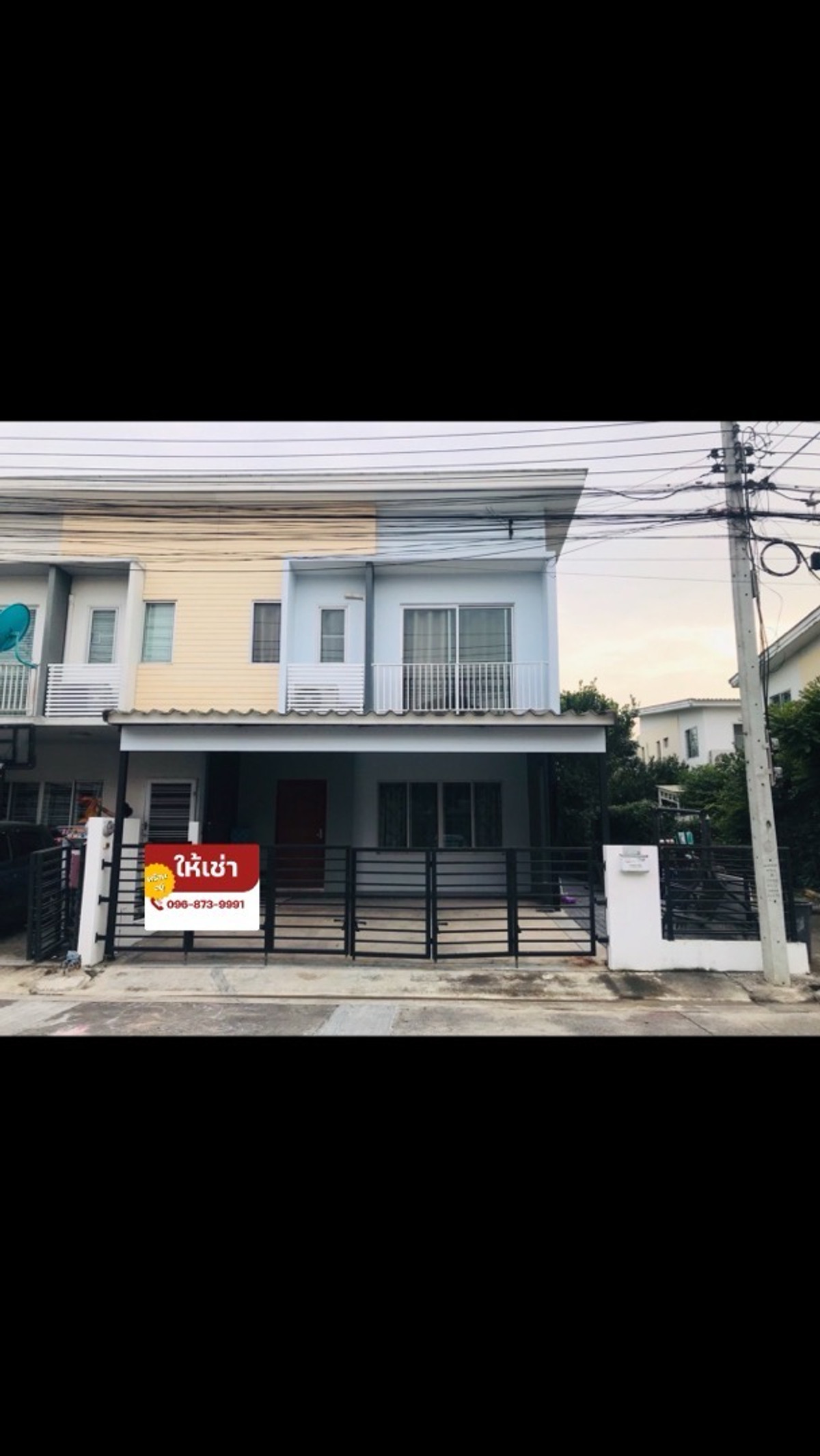 Rent a 2 -story house, near Khae Rai Intersection, Nonthaburi, just 800 meters near The Mall and Pantip Ngamwongwan.