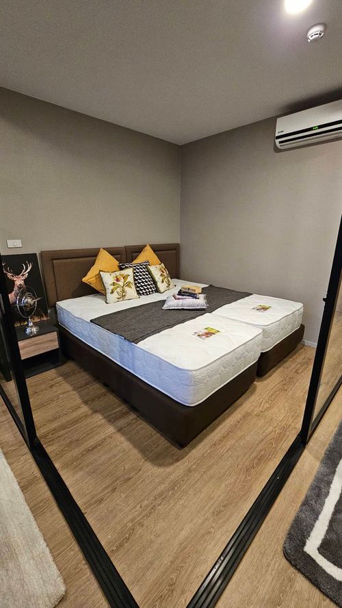 ให้เช่า Blossom Condo @ Sathorn - Charoenrat ห้องใหม่แกะกล่อง ไม่เคบปล่อยเช่า  วิวสวย เฟอร์นิเจอร์-เครื่องใช้ไฟฟ้าครบพร้อมอยู่