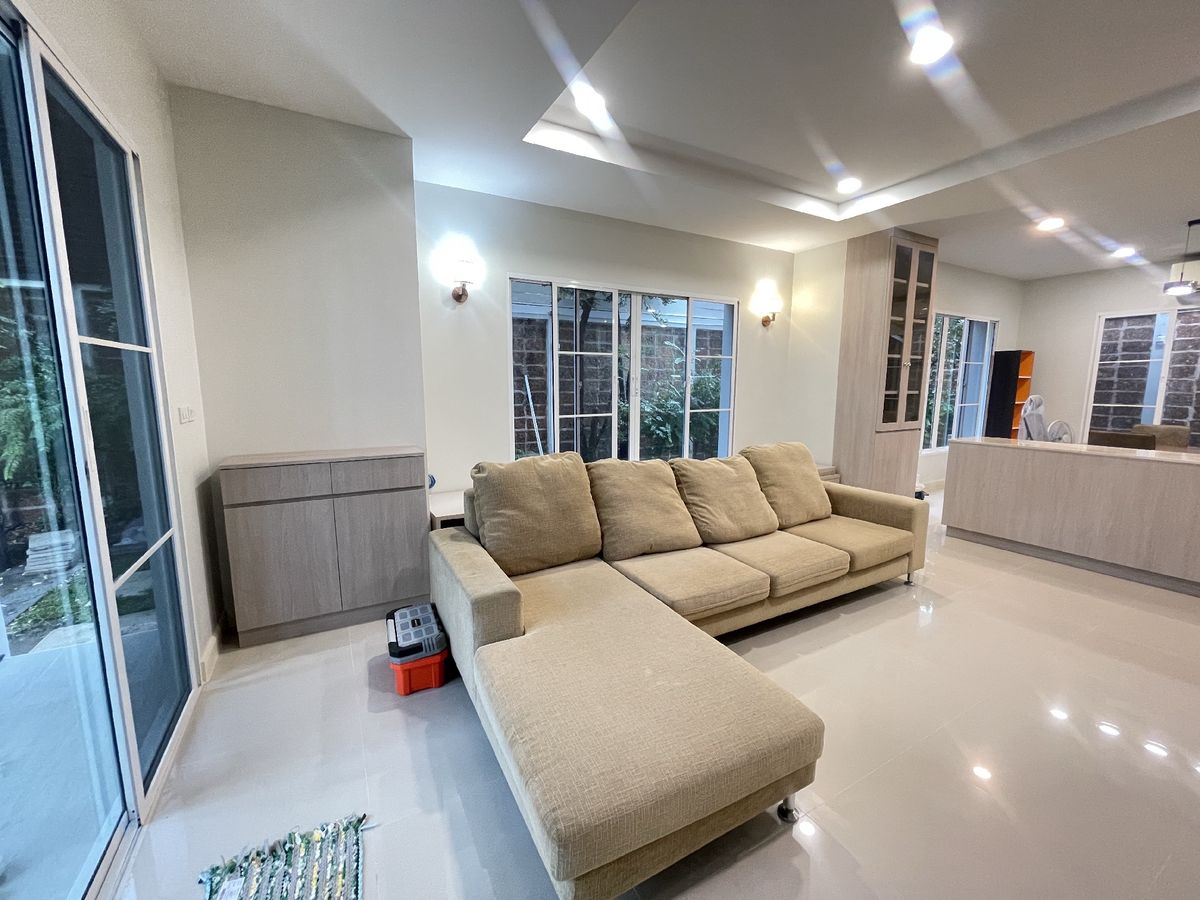 ปล่อยเช่าบ้านเดี่ยวหรูบ้านกลางกรุงเดอะนีช รัชวิภา ใกล้ทางด่วนและรถไฟฟ้า