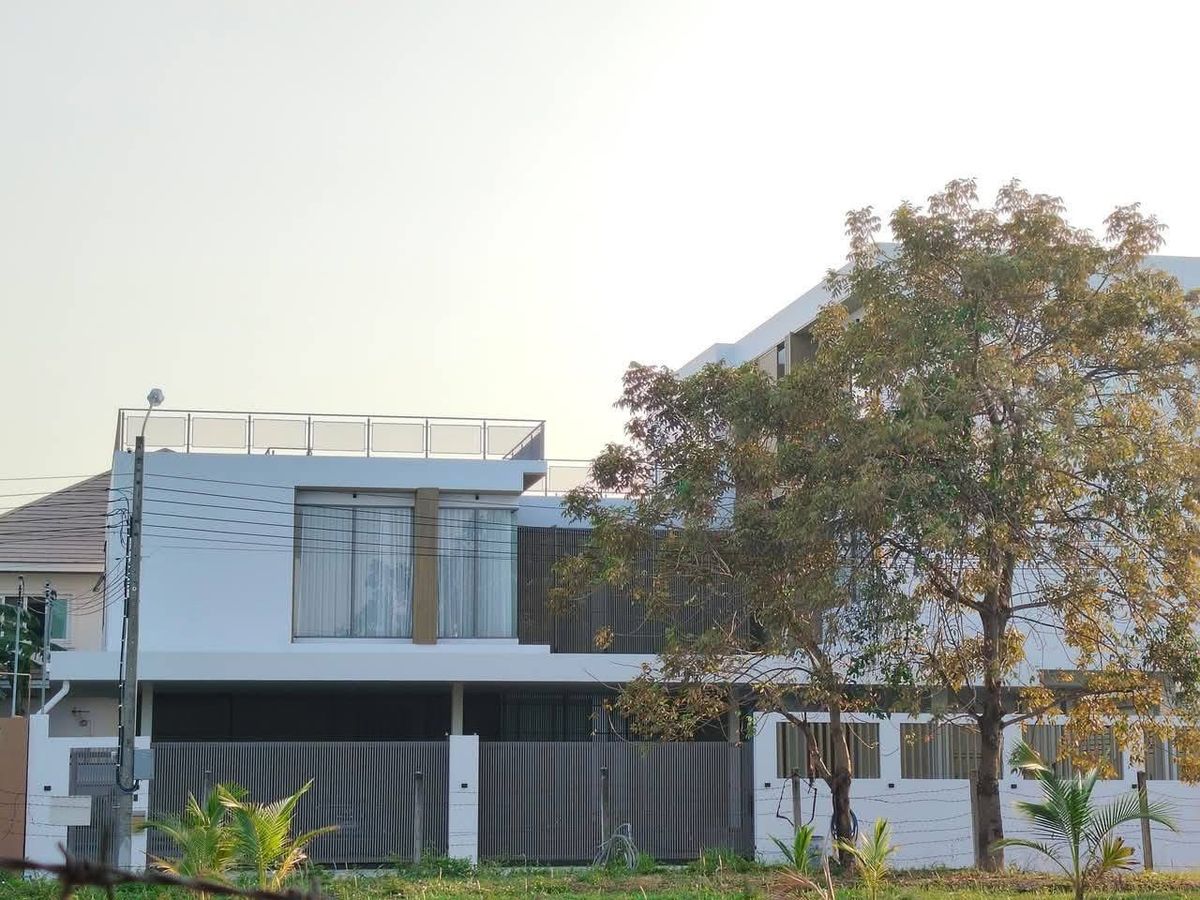 ❖ Elegant Spacious Living ❖ 2 layers | Size 131 sq.w. Usable area 750.00 sq.m. | 5 bedrooms, 8 bathrooms, 4 parking spaces | ❖ Elegant Spacious Living ❖ 2 layers | Size 131 sq.w. Usable area 750.00 sq.m. | 5 bedrooms, 8 bathrooms, 4 parking spaces |