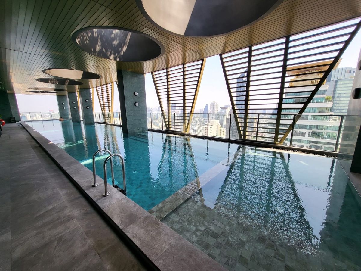 🔥For urgent rent🔥 Condo Noble State 39, next to BTS Phrom Phong + EM District 400 meters, high floor, beautiful view of Emsphere and garden view, fully furnished, ready to move in 🔥For urgent rent🔥 Condo Noble State 39, next to BTS Phrom Phong + EM District 400 meters, high floor, beautiful view of Emsphere and garden view, fully furnished, ready to move in