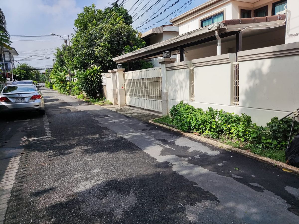 ขายบ้านเดี่ยว ซอยเอกมัย 22 ต่ำกว่าราคาประเมิน – รูปที่ 4