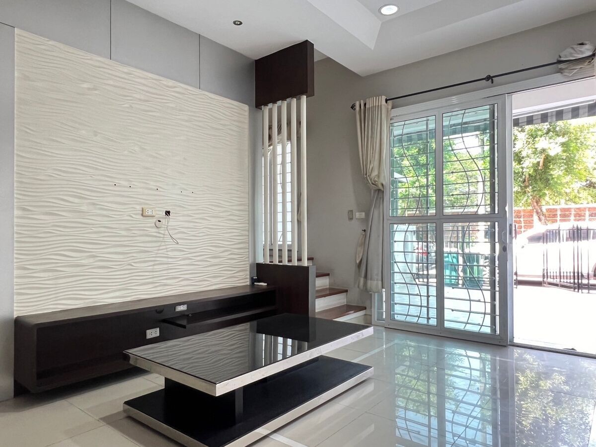 ขาย ทาวน์เฮ้าส์ 21.2 ตร.ว. บ้านกลางเมือง สวิสทาวน์ เกษตร-นวมินทร์  – รูปที่ 3