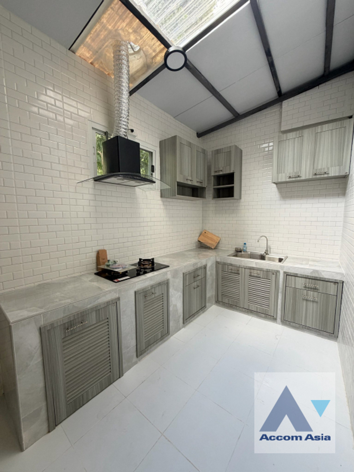 🔼AccomA🔽Home Office 4 Bedrooms Townhouse for Rent in Sathorn, Bangkok near BTS Saint Louis (AA45870) – รูปที่ 4